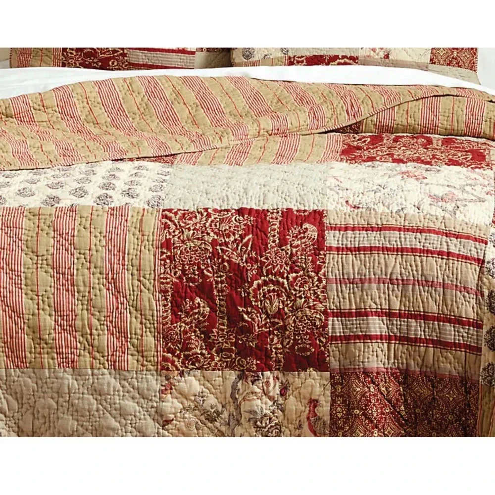 Ballard Designs Annabel Heirloom Patchwork Quilt Double/Full Comforter Burgundy